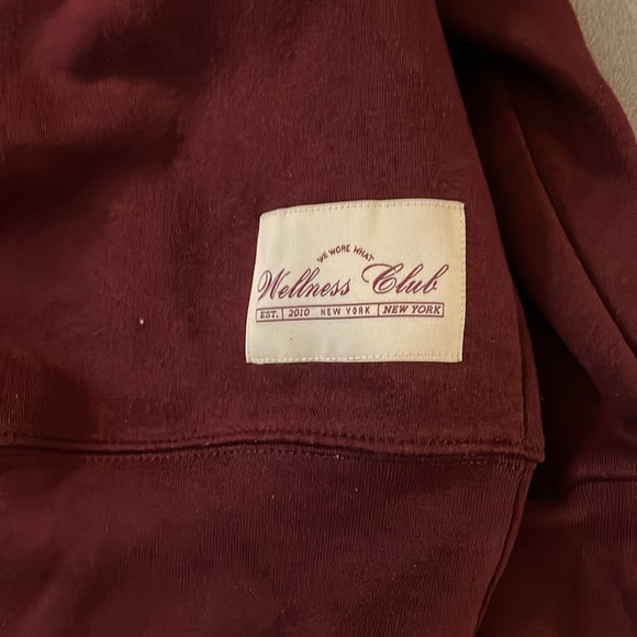 WeWoreWhat Maroon Crewneck Sweatshirt XL - Picture 3 of 4